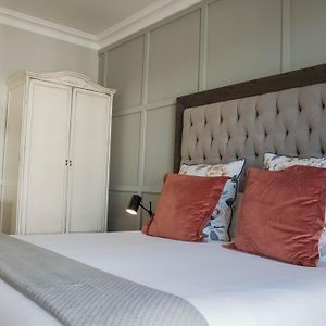 Zimmer mit zwei Einzelbetten